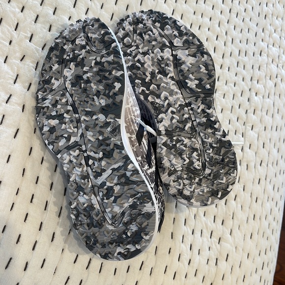 Adidas golf shoes - Picture 3 of 5